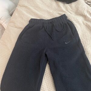 Nike Sherpa Sweatpants Small
